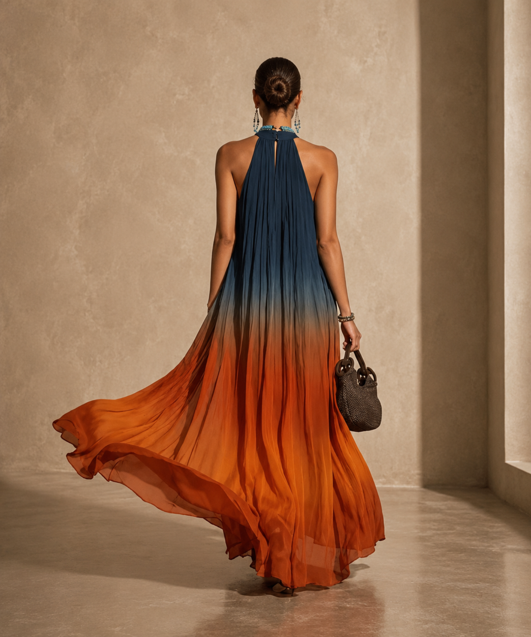 Paula – Abito Lungo Sfumato con Scollo Halter