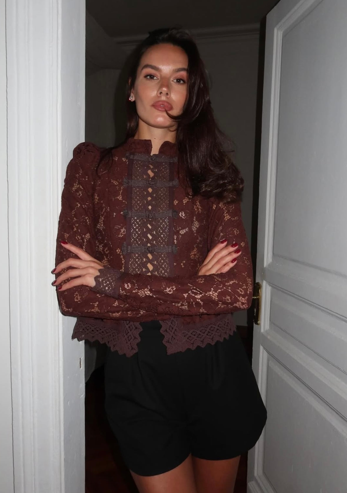 ELSA - LACE BRODERIE TOP