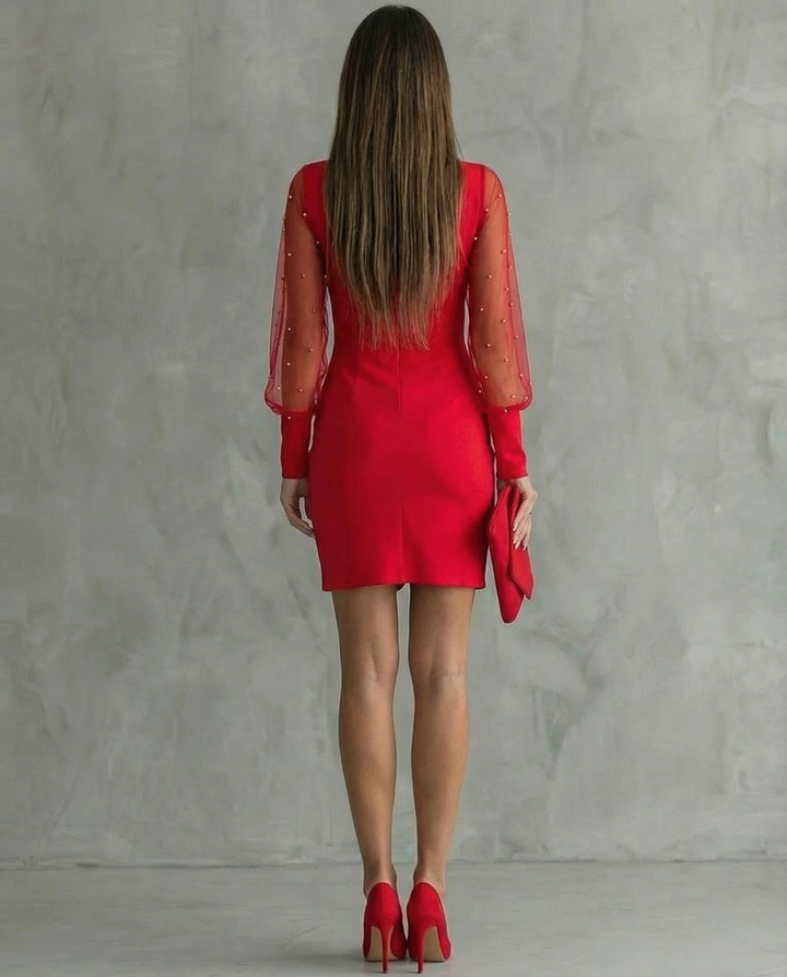 Elena | Abito con spalle scoperte e maniche lunghe